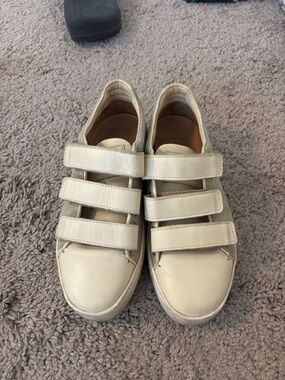 rag & bone Triple-Strap Velcro Leather Tan Sneakers